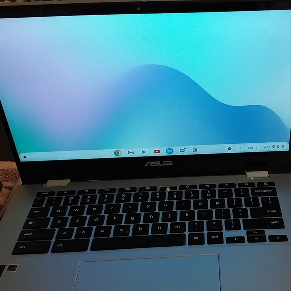 Chromebook - Picture 2 of 4